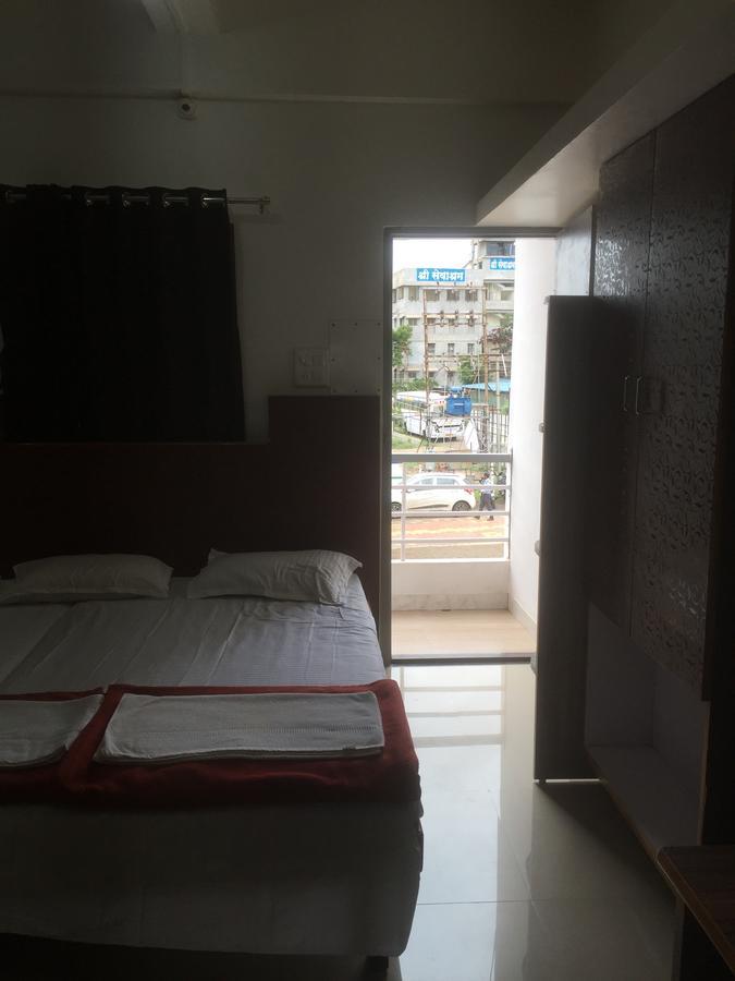Hotel Joshi Yatri Niwas Kolhápur Exteriér fotografie