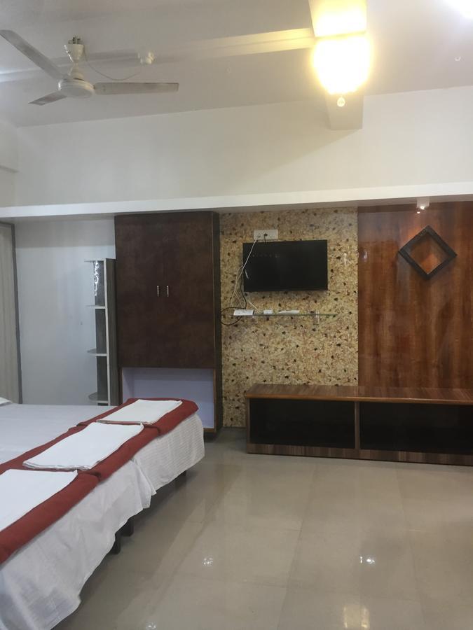 Hotel Joshi Yatri Niwas Kolhápur Exteriér fotografie